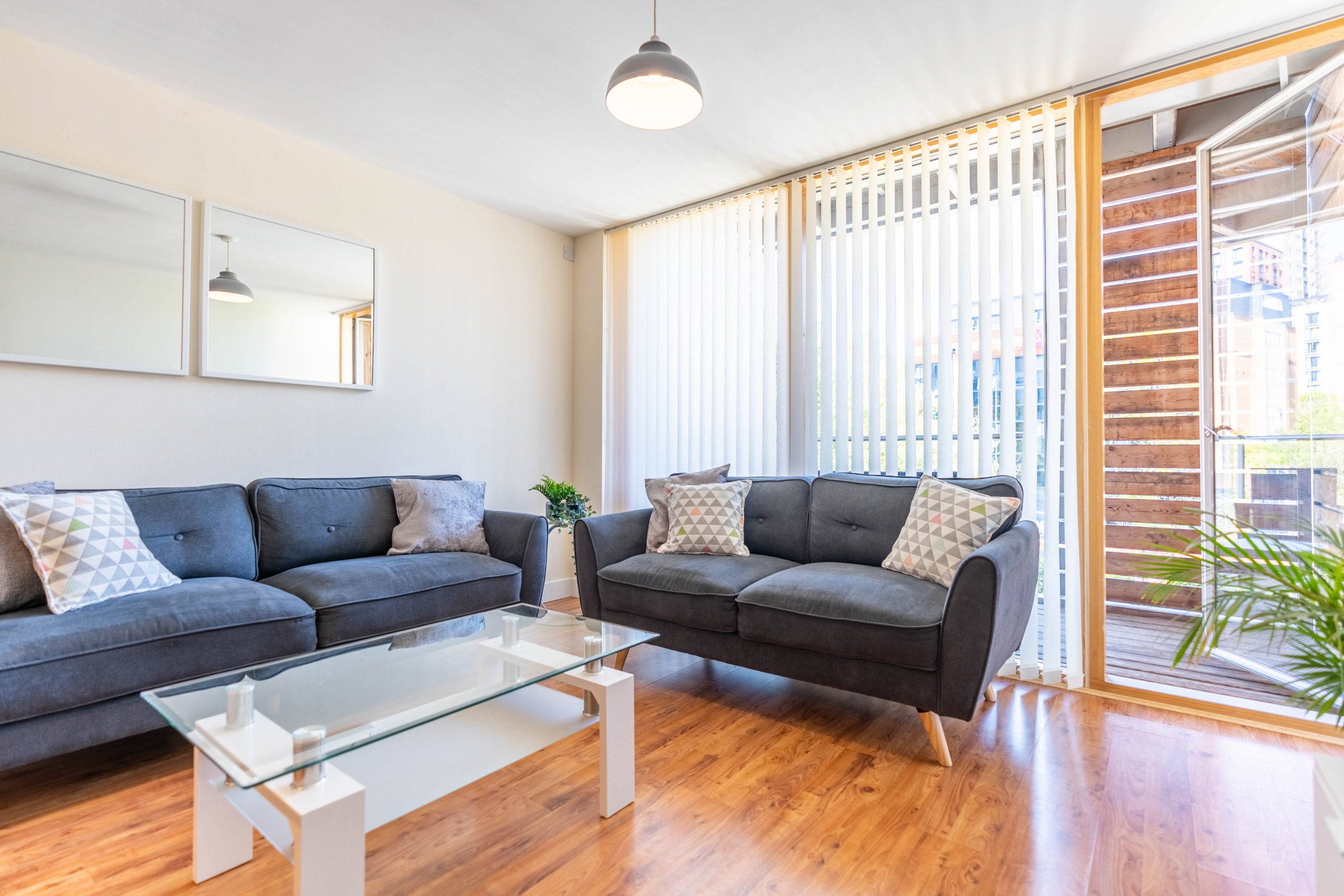 Luxury Apartment Near Milton Keynes Stadium Luxury Apartment Near Milton Keynes Stadium