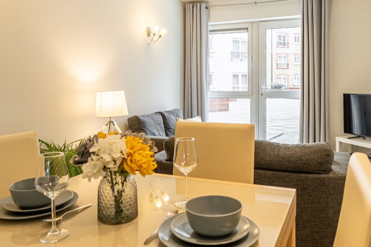 Serviced Apartments In Northampton Cotels